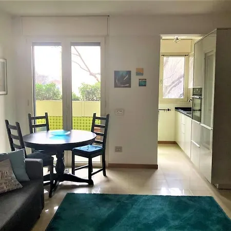 Apartment Accogliente E Moderno Bilocale-borsa 1